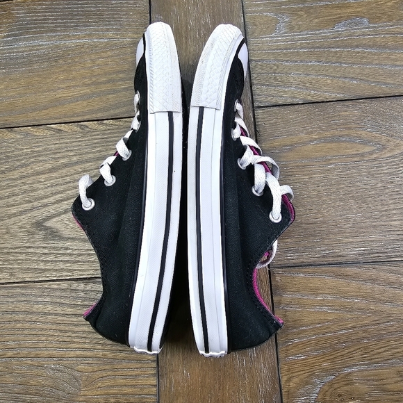 Converse Chuck Taylor All Star Double Tongue Sneakers,  Junior Size 4 - Picture 5 of 10